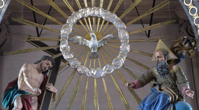 Gloria al Padre: Significato e Storia gloria al padre